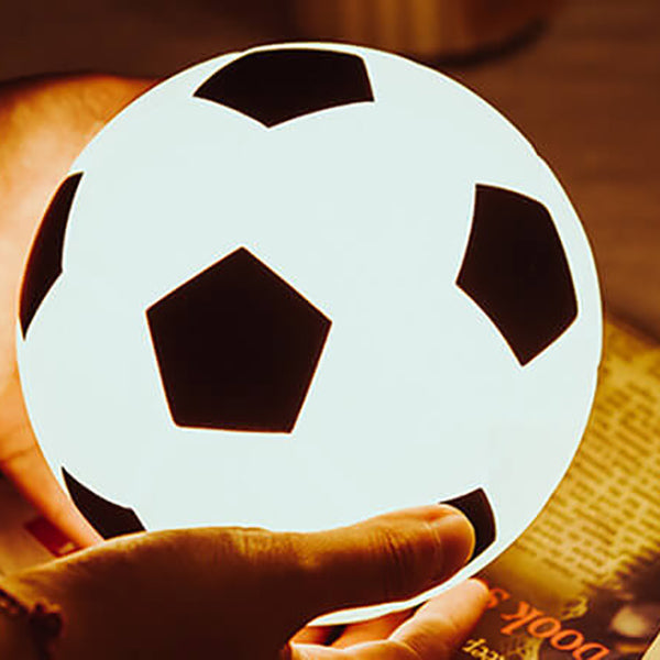 Kreatieve voetbal siliconen LED nachttafel lamp met USB-oplading