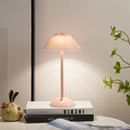 Hedendaagse Scandinavische oplaadbare strijkijzer stof conisch gevouwen LED tafel lamp voor nachtkastje