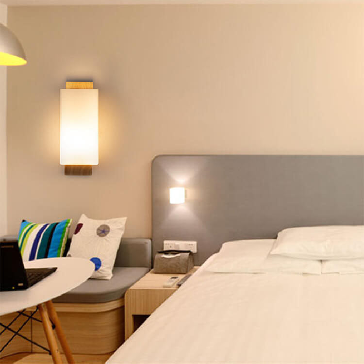 Moderne minimalistische massief houten kubus glazen kolom 1-lamp wandlampen