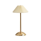 Hedendaagse Scandinavische oplaadbare strijkijzer stof conisch gevouwen LED tafel lamp voor nachtkastje