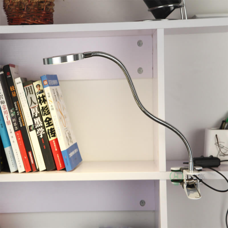 Kreatieve eenvoudige USB-broekknop LED-leesclip-bureau lamp
