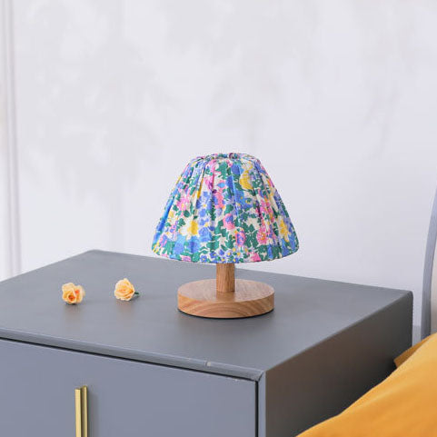 Modern minimalistische creatieve ijzeren bloemenvorm 1-lamp tafellamp