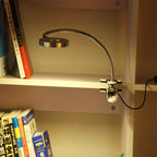 Kreatieve eenvoudige USB-broekknop LED-leesclip-bureau lamp