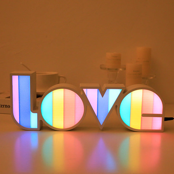 Moderne Art Deco waterdichte PS LOVE letter LED tafellamp voor de slaapkamer