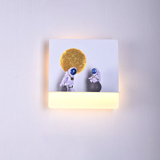 Hedendaagse creatieve ijzerhars ronde astronaut LED wandlamp voor slaapkamer