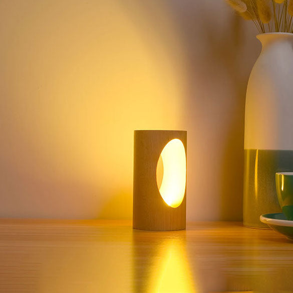 Japanse massief houten rechthoekige zuilen-LED-nachtlamp USB tafellamp