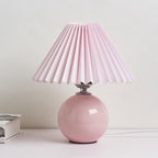 Noordse minimalistische 1-lamp tafellamp van keramiek met plooien