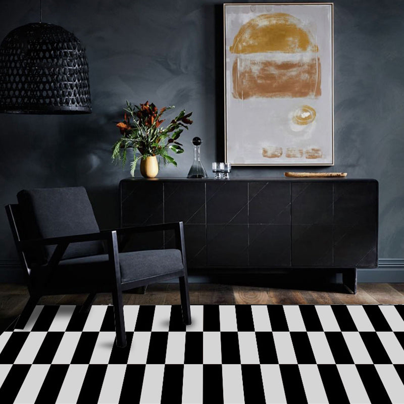 Contemporary Geruit Patroon Vloerkleed Zwart en Wit Polyester Vloerkleed Machinewasbaar Antislip Vloerkleed voor de Slaapkamer