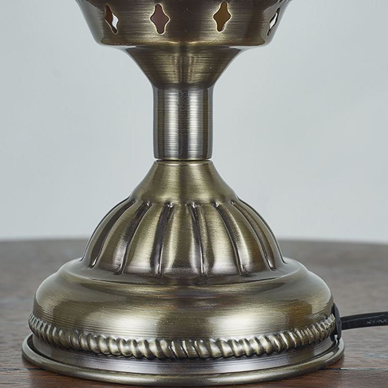Traditionele Tiffany romantische ovale ijzeren emaille 1-licht tafellamp voor de slaapkamer