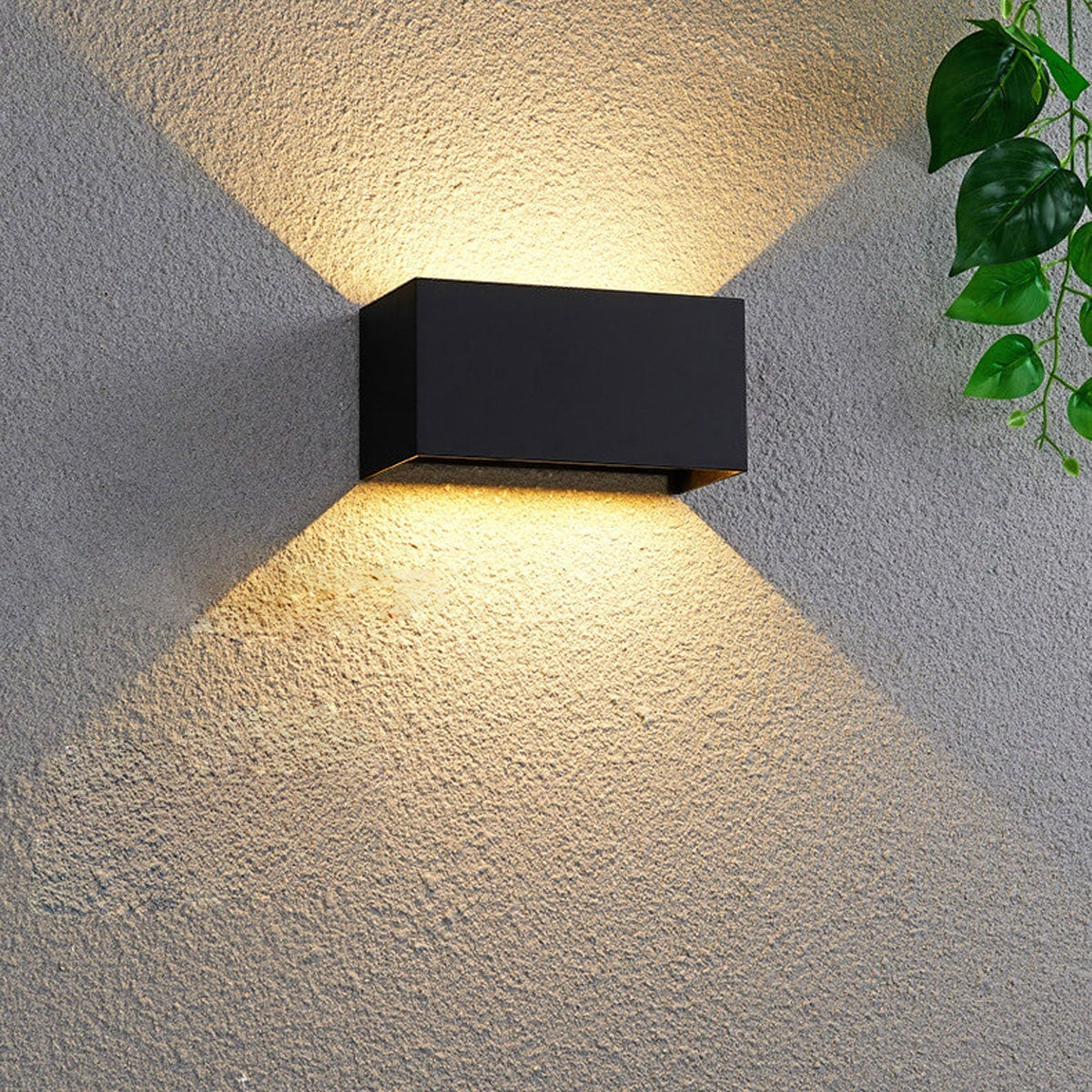 Moderne waterdichte rechthoekige LED-wandlamp voor de buitenruimte met verlichting naar boven en beneden