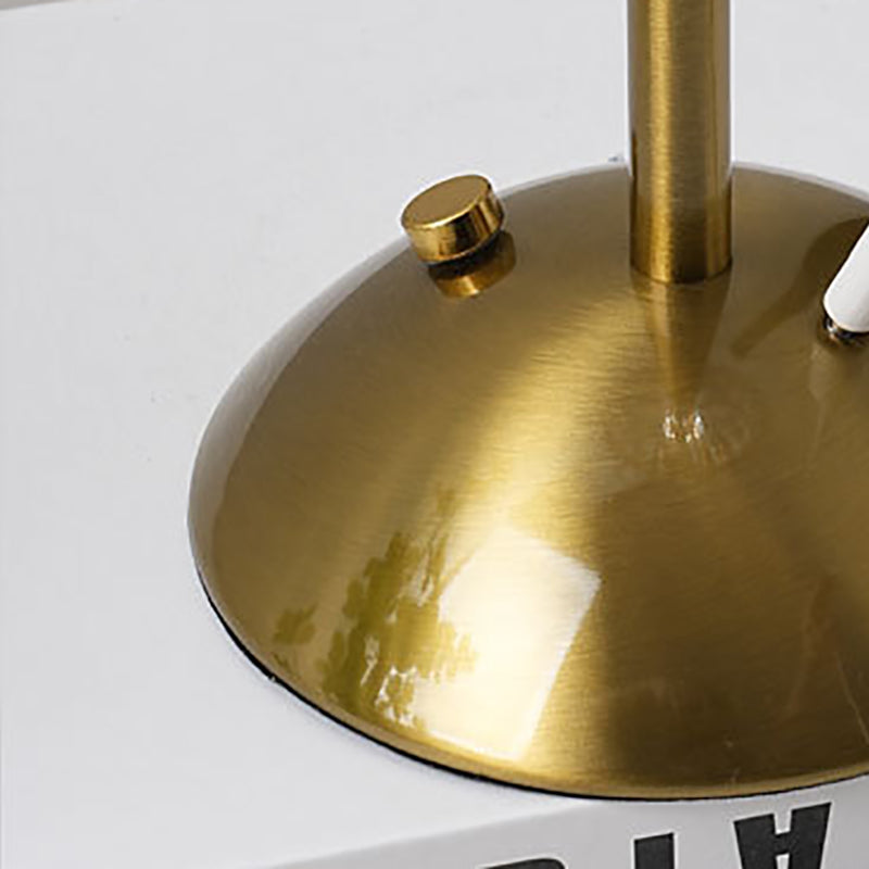 Hedendaagse Scandinavische oplaadbare strijkijzer stof conisch gevouwen LED tafel lamp voor nachtkastje