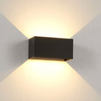 Moderne waterdichte rechthoekige LED-wandlamp voor de buitenruimte met verlichting naar boven en beneden