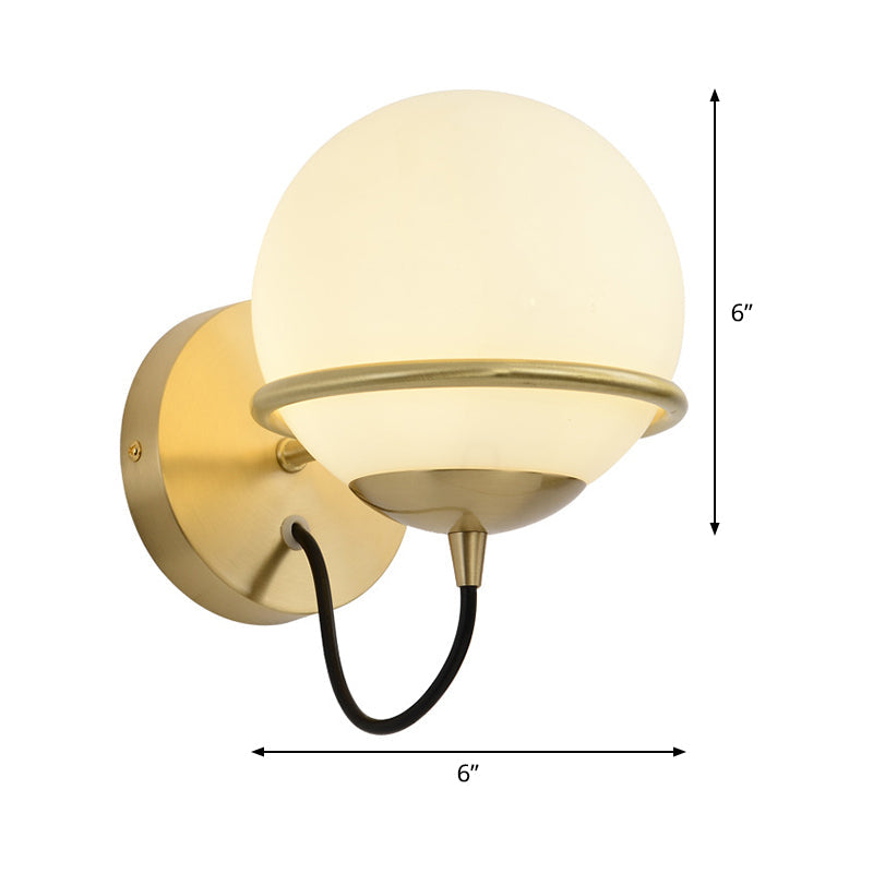 1 Hoofd Nachtkastje Wandlamp moderne messing wandverlichting met globaal witte glazen kap