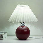 Noordse minimalistische 1-lamp tafellamp van keramiek met plooien