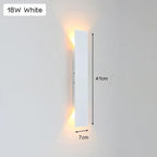 Leicht - Moderne weersbestendige LED wandlamp van aluminium voor buitengebruik