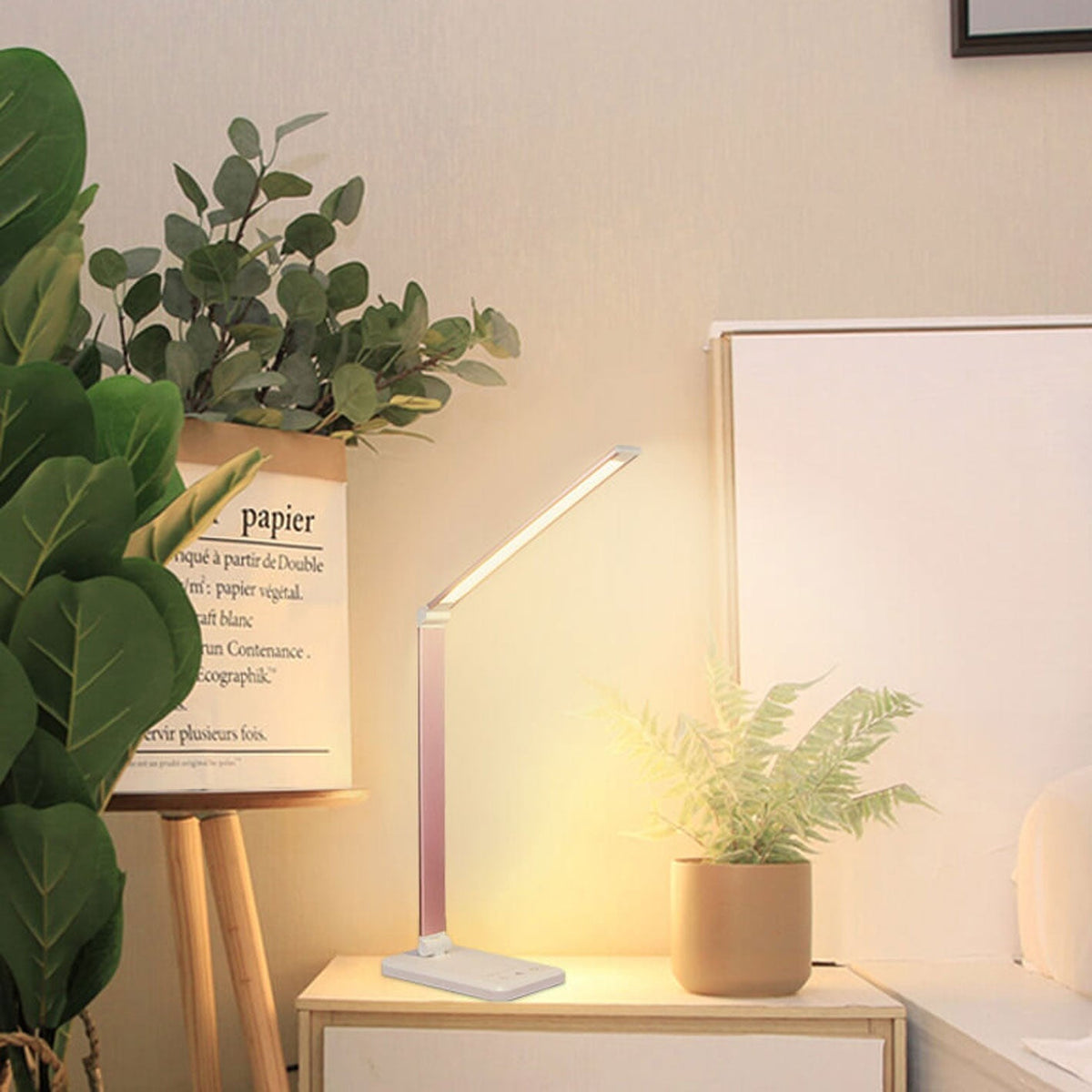 Nordic Creative Vouwbare Touch Dimbare LED Bureau Lamp