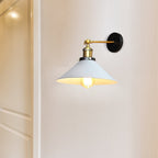 Witte industriële vintage wandlamp