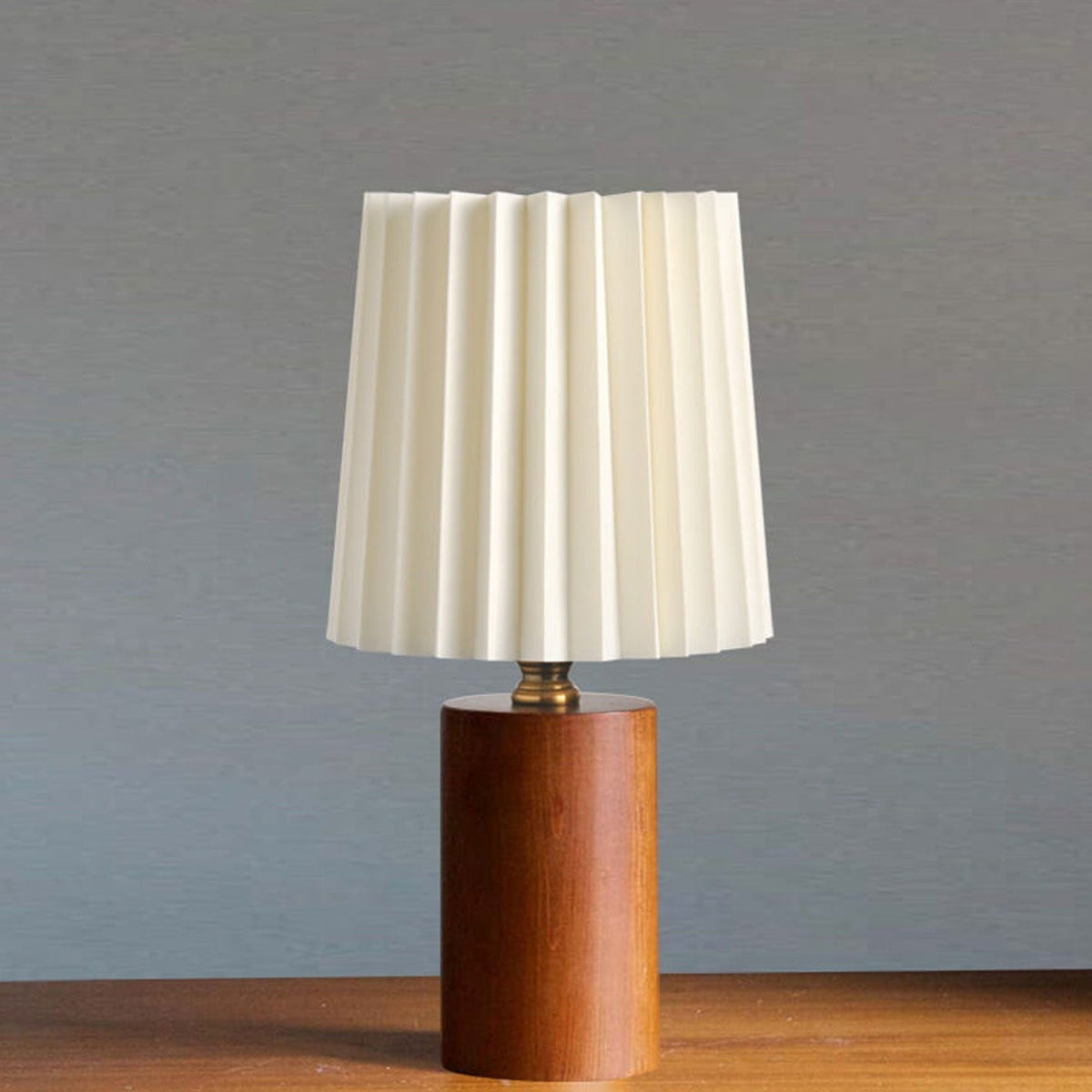 Vintage Koreaanse Vouw Kolom Massief Houten Basis 1-Licht Tafellamp