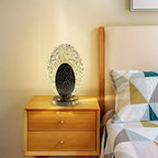 Moderne & Luxueuze Pauwen-Tafellamp - CrystalGlow