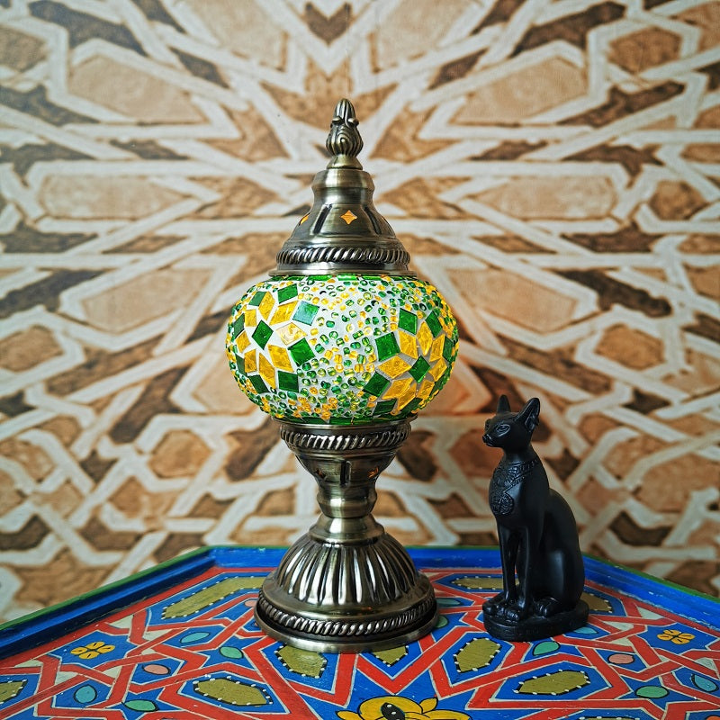 Traditionele Tiffany Ovaal Glas IJzer 1-Licht Tafellamp voor de woonkamer