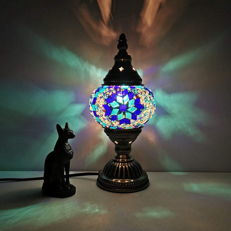 Traditionele Tiffany Ovaal Glas IJzer 1-Licht Tafellamp voor de woonkamer
