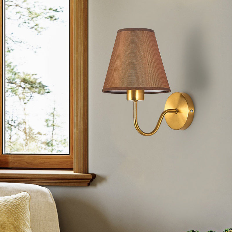 Contemporary Nordic ronde gebogen stang ijzer stofschaduw 1-lamp wandlamp voor woonkamer