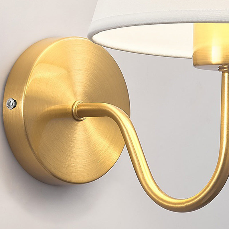 Contemporary Nordic ronde gebogen stang ijzer stofschaduw 1-lamp wandlamp voor woonkamer