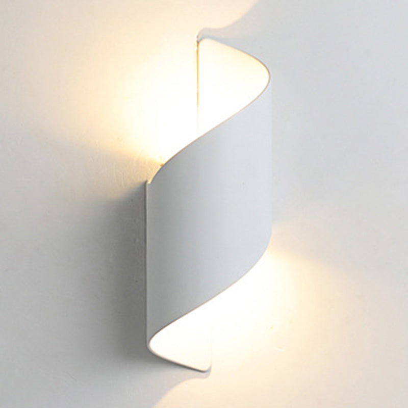 Moderne minimalistische waterdichte spiraal aluminium acryl LED wandlamp voor slaapkamer
