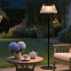 hedendaagse industriële waterdichte zonne-USB ijzer glazen buiten LED vloerlamp voor tuin