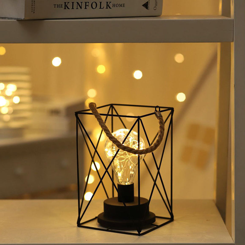 Moderne Minimalistische Verticale Gestreepte Vierkante Ronde IJzeren LED Tafellamp voor de Woonkamer
