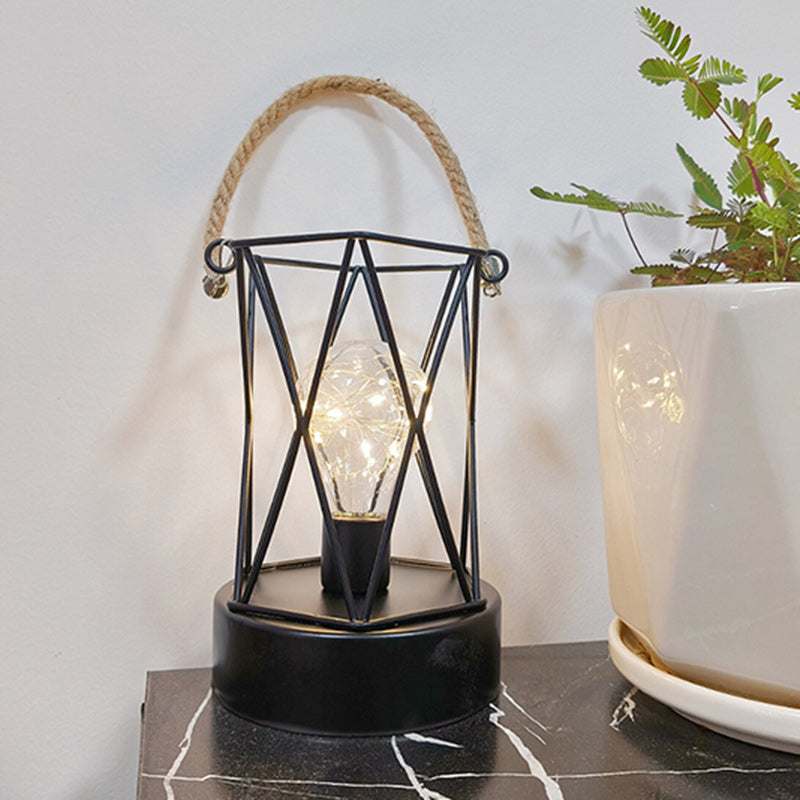 Moderne Minimalistische Verticale Gestreepte Vierkante Ronde IJzeren LED Tafellamp voor de Woonkamer