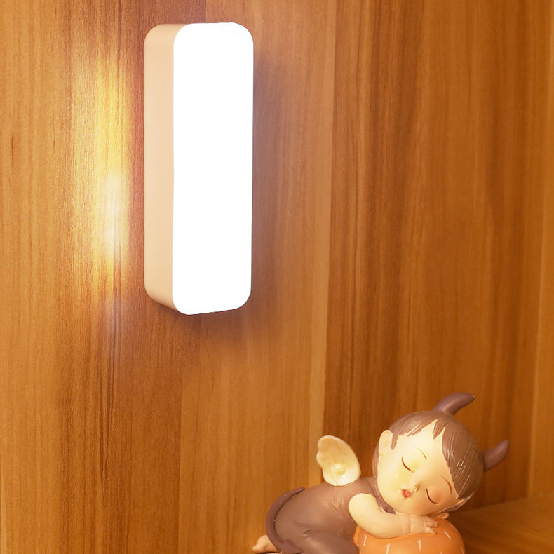 Moderne Minimalistische Oplaadbare Magnetische Zuignap Kunststof Strip Rechthoekige LED Wandlamp Nachtlampje Voor Het Leren