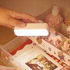 Moderne Minimalistische Oplaadbare Magnetische Zuignap Kunststof Strip Rechthoekige LED Wandlamp Nachtlampje Voor Het Leren