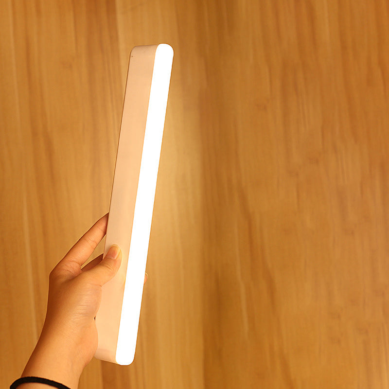 Moderne Minimalistische Oplaadbare Magnetische Zuignap Kunststof Strip Rechthoekige LED Wandlamp Nachtlampje Voor Het Leren