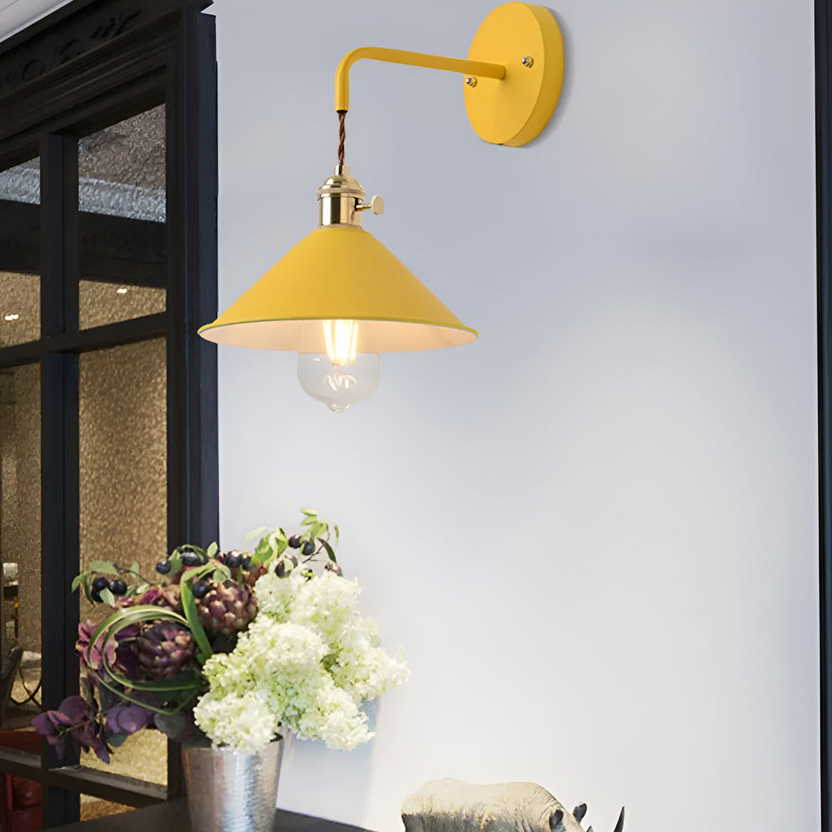 Retro Vintage Wandlamp - Vintage-inspired cone metal wall lamp