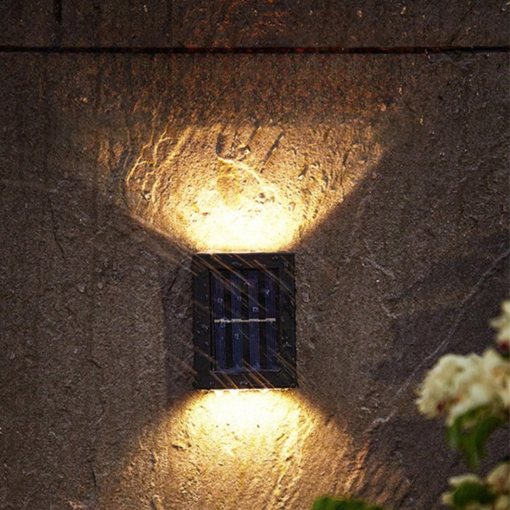 Zonne-energie aangedreven LED wandlampen | Weerbestendig, automatische werking & ideaal voor tuin- en opritverlichting