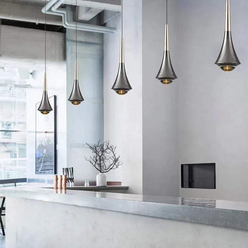Moderne zilveren hanglamp - Stijlvolle verlichting voor eetkamer of keuken