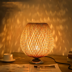 NatureHue Vintage Bamboe Tafellamp Creatieve Geweven Rieten Bureau Lamp