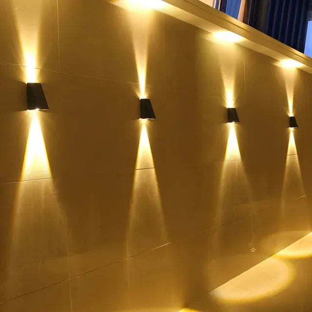 Waterdichte solarverlichting voor buiten – LED-wandlampen voor tuin & terras