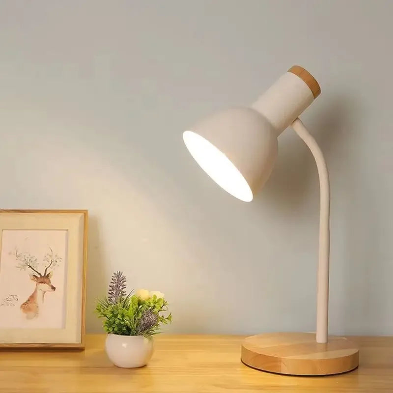 Herfst- en winterverlichting | Noord-Europese creatieve houtsnijwerk ijzeren LED-bureau lamp - Moxie