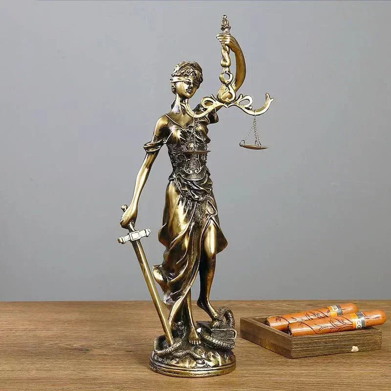 ERMAKOVA Europese antieke bronzen Griekse godin van de gerechtigheid standbeeld Fair Angels hars sculptuur ornamenten bureau thuis decoratie cadeau