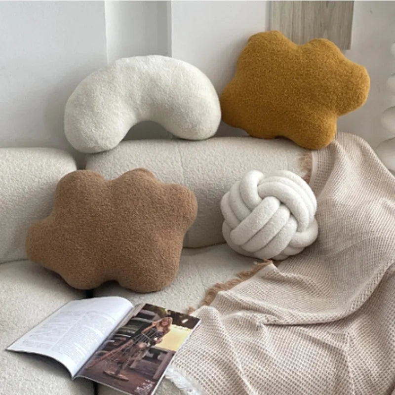 Nordic Bouclé Abstract Kussen – Minimalistische Pluche Kussen | Avosian