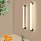 Minimalistische LED plafonnière van ijzer en acryl
