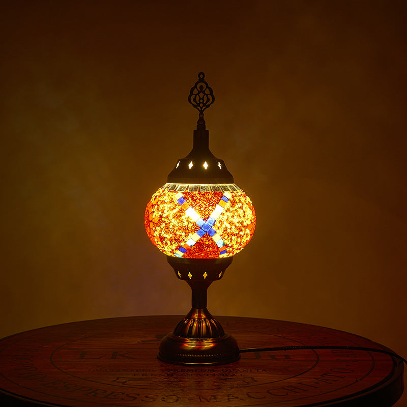 Traditionele Tiffany romantische ovale ijzeren emaille 1-licht tafellamp voor de slaapkamer