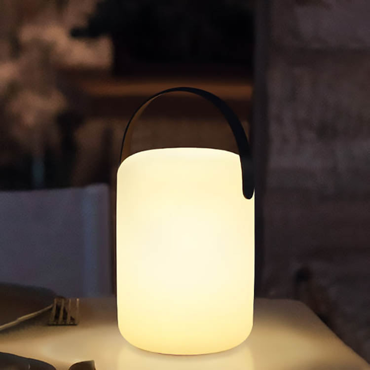 Moderne eenvoud plastic rond vierkant hand LED tafellamp voor buitenpatio