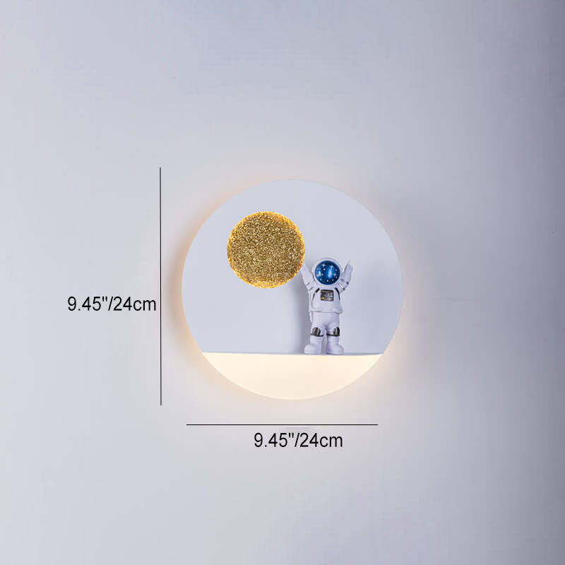 Hedendaagse creatieve ijzerhars ronde astronaut LED wandlamp voor slaapkamer