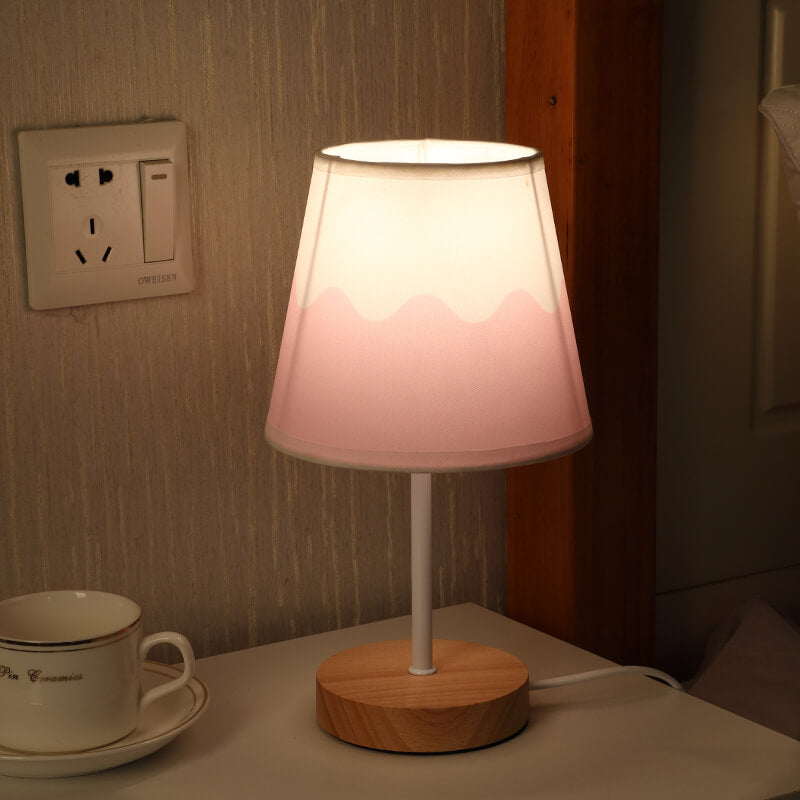 Noordse Vintage Stoffkegel Massief Hout LED Tafel lamp