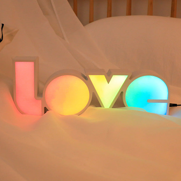 Moderne Art Deco waterdichte PS LOVE letter LED tafellamp voor de slaapkamer