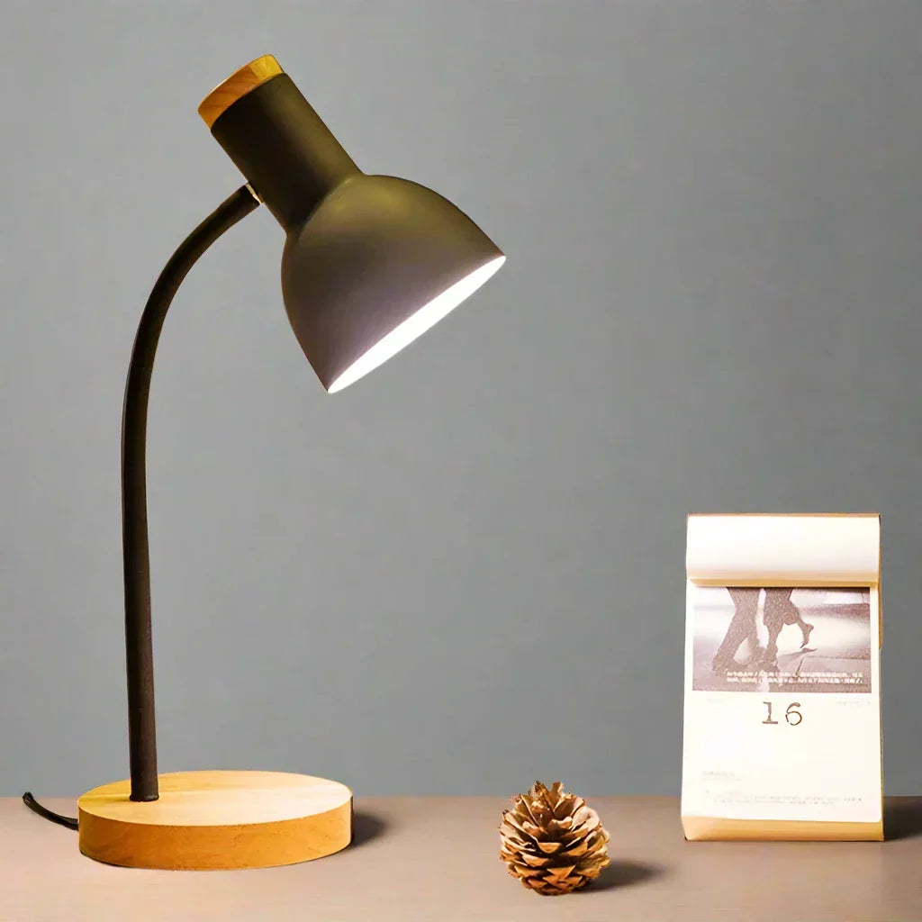 Herfst- en winterverlichting | Noord-Europese creatieve houtsnijwerk ijzeren LED-bureau lamp - Moxie