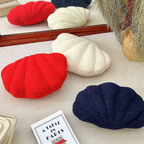 Pastel Shell Kussen – Fluffy Bouclé Pluche Kussen | Avosian